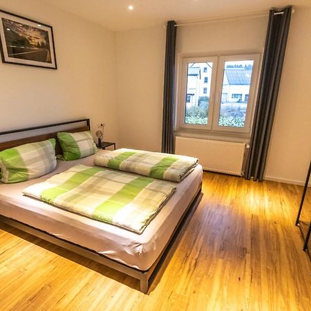 Suedschleife Appartements - Wlan - Direkt Am Ring Reimerath Bagian luar foto