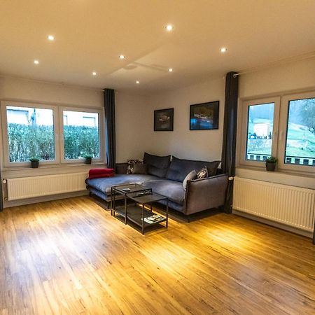 Suedschleife Appartements - Wlan - Direkt Am Ring Reimerath Bagian luar foto