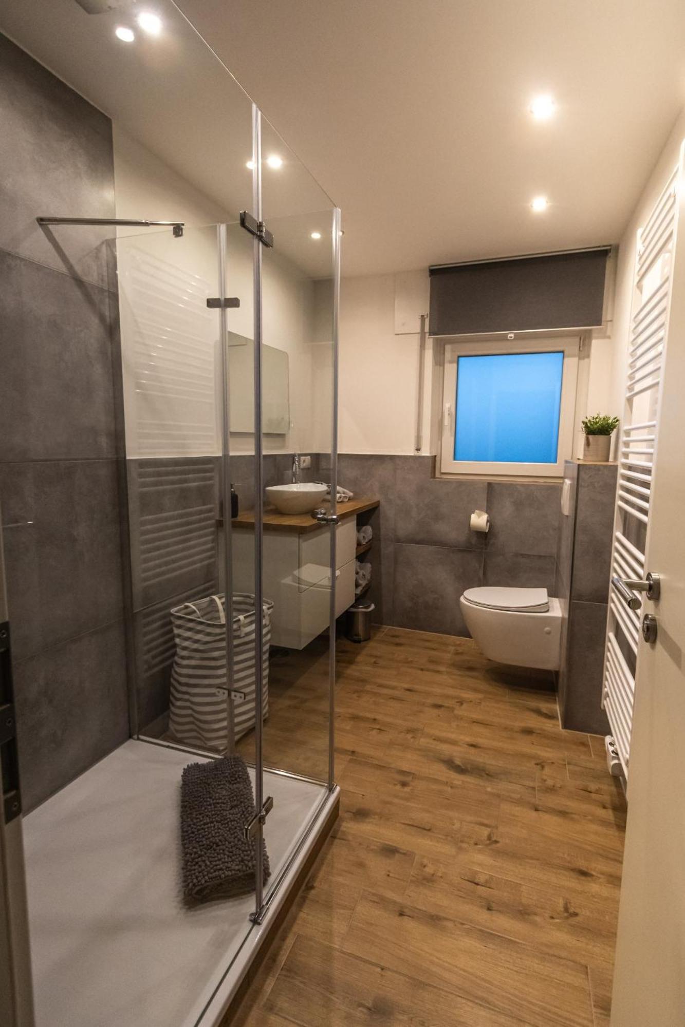 Suedschleife Appartements - Wlan - Direkt Am Ring Reimerath Bagian luar foto